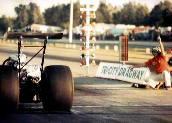 Tri-City Dragway - SUMMER 1976 FUELER BY-RUN  FROM FRED MILITELLO